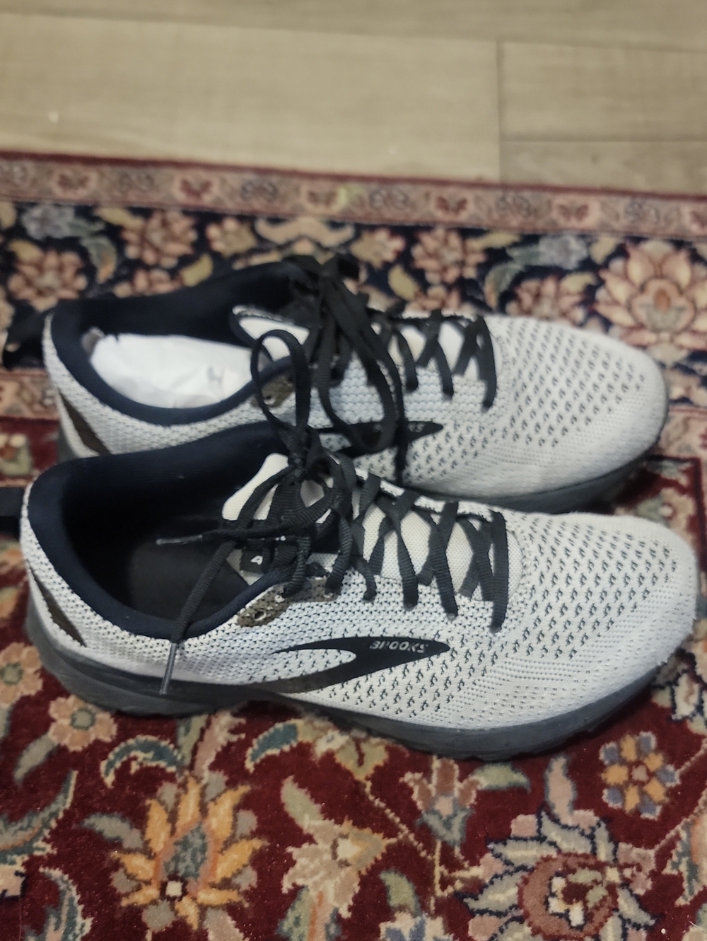 Brooks Women's Athletic Shoes - White and Black